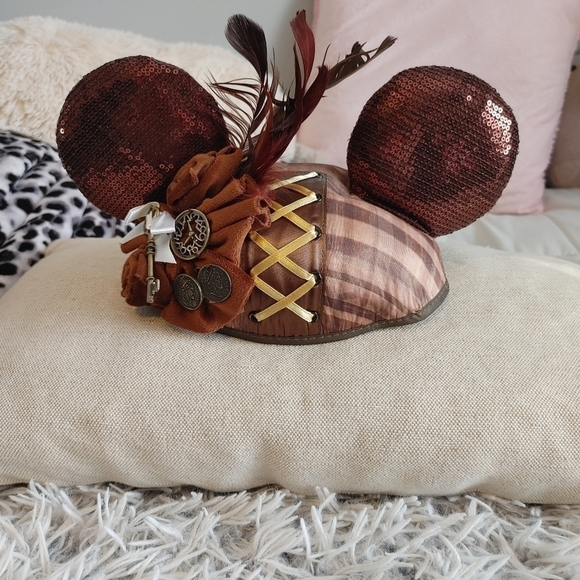 Limited Edition Steampunk Mickey ears - Picture 1 of 7